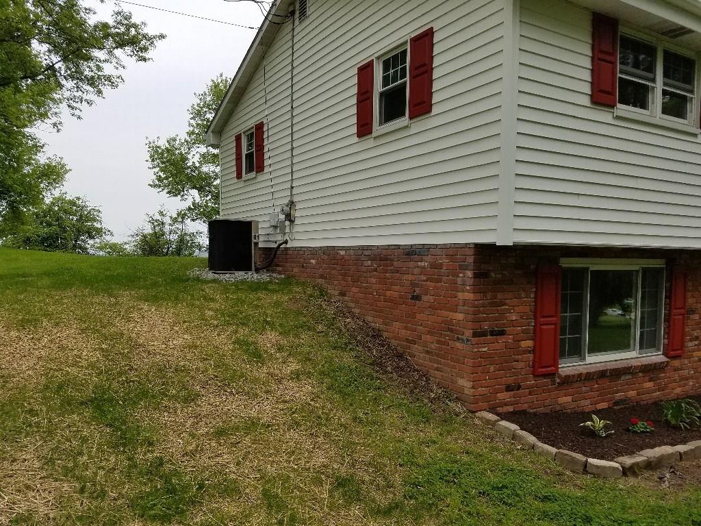 295 Deerfield Road Washington, PA 15301 - Photo 3 of 25 Gallery Image 3