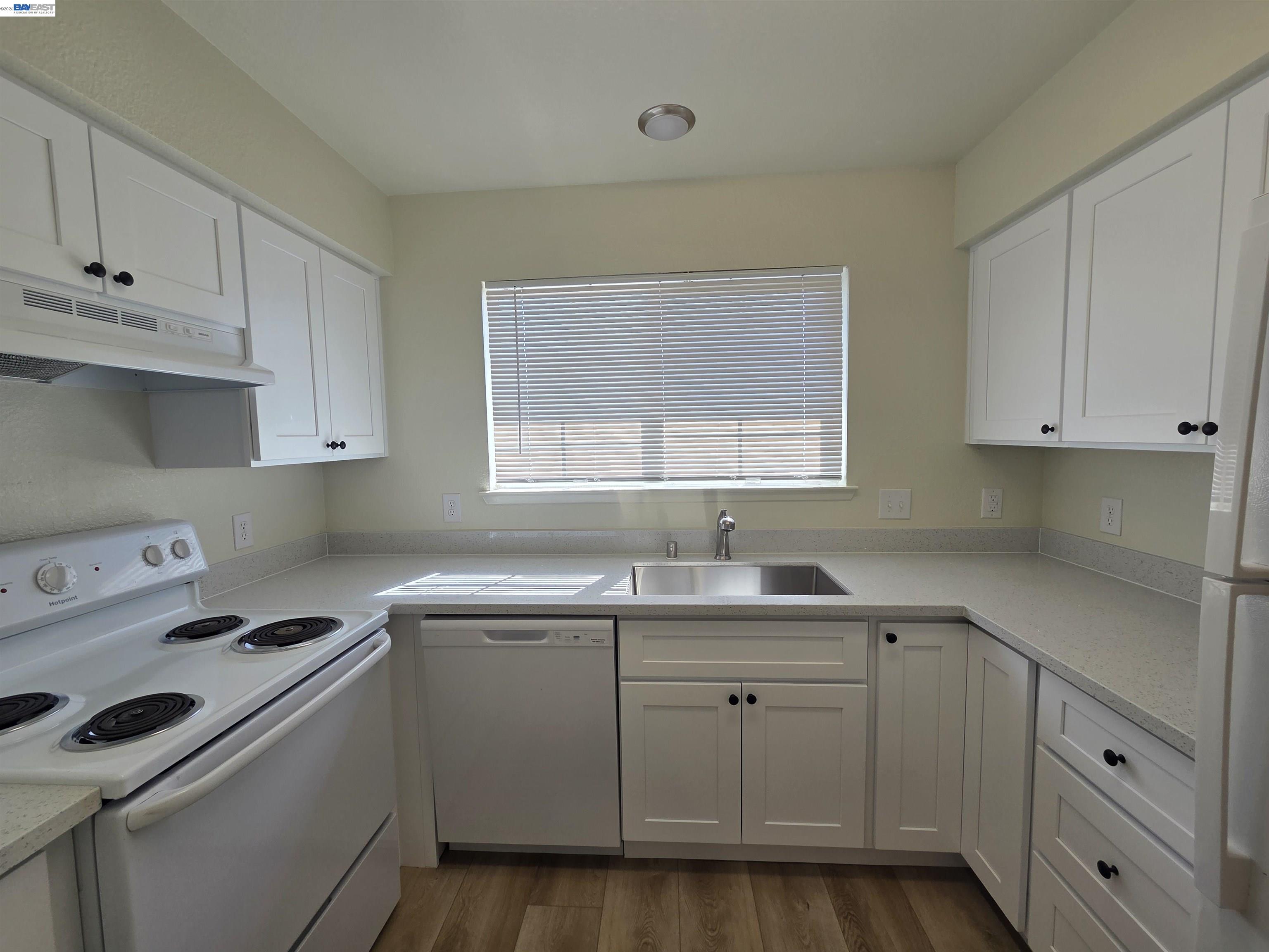 2255 Chestnut Street, Unit 9 Livermore, CA 94551 - Photo 9 of 41