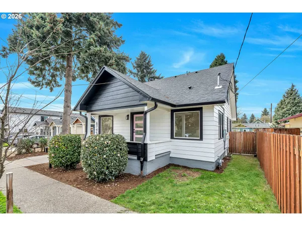 $699,900 | 8745 North Burrage Avenue, Portland, OR 97217