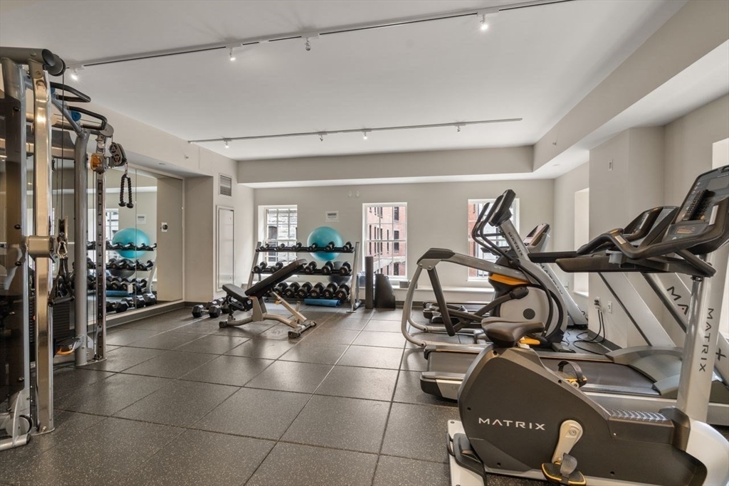 110 Broad Street, Unit 303 Boston, MA 02110 - Photo 22 of 35