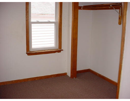 42 Devonshire Road Springfield, MA 01109 - Photo 3 of 3 Gallery Image 3