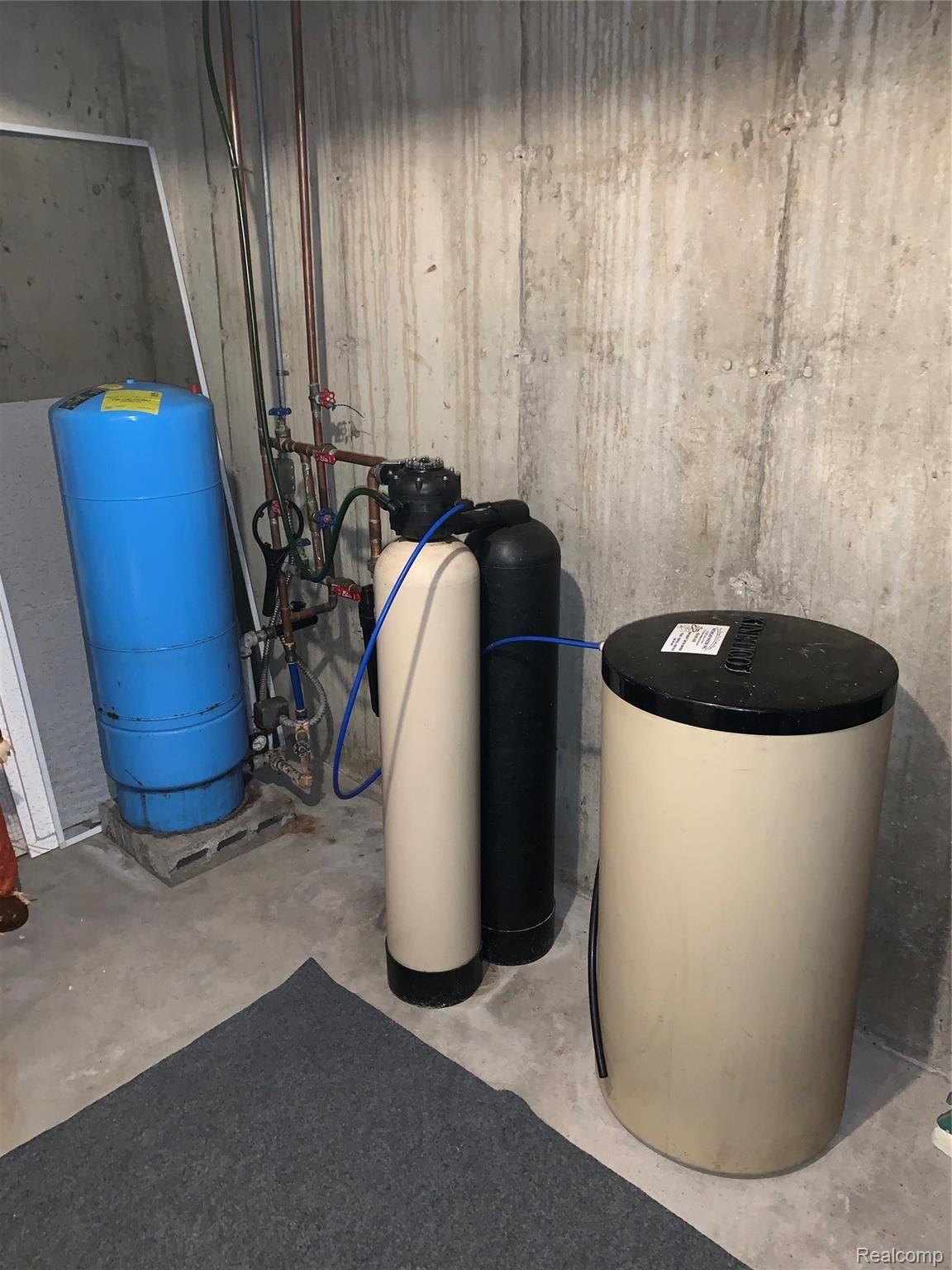 1109 Superior Street Walled Lake, MI 48390 - Photo 30 of 38 WATER SOFTENER (RENTED)