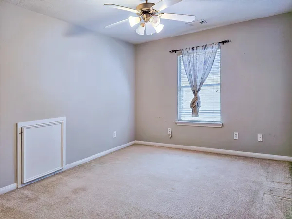 $2,150 | 18118 Yellowstone Trail, Humble, TX 77346