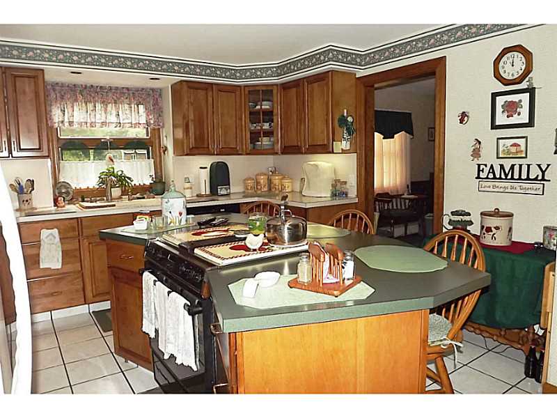 237 Harris Road Smithfield, RI 02917 - Photo 3 of 24 Kitchen.