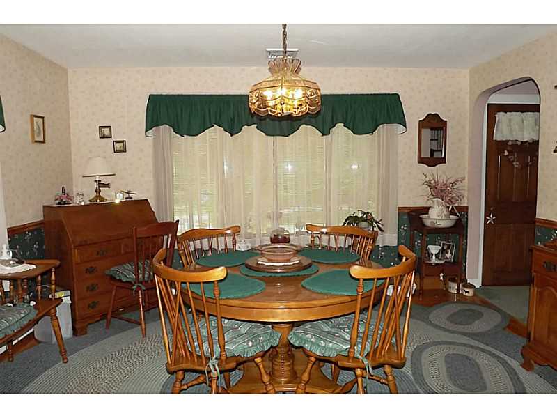 237 Harris Road Smithfield, RI 02917 - Photo 7 of 24 Dining Room.