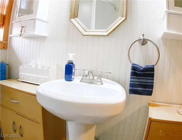 $407,000 | 5203 Blue Desert Way, Caliente, NV 89008