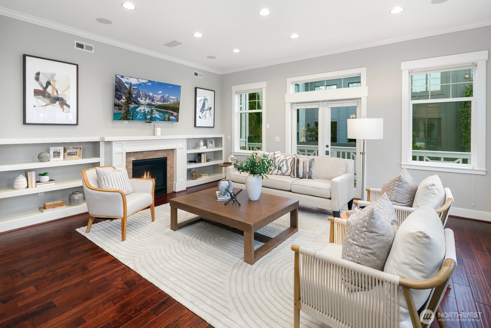 3048 39th Avenue West Seattle, WA 98199 - Photo 14 of 33