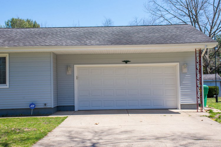 58330 Pear Road South Bend, IN 46619 - Photo 2 of 36 Gallery Image 2