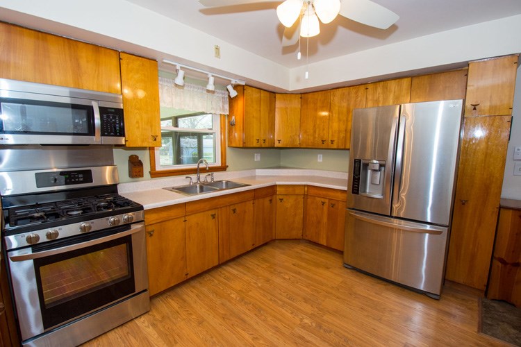 58330 Pear Road South Bend, IN 46619 - Photo 3 of 36 Gallery Image 3