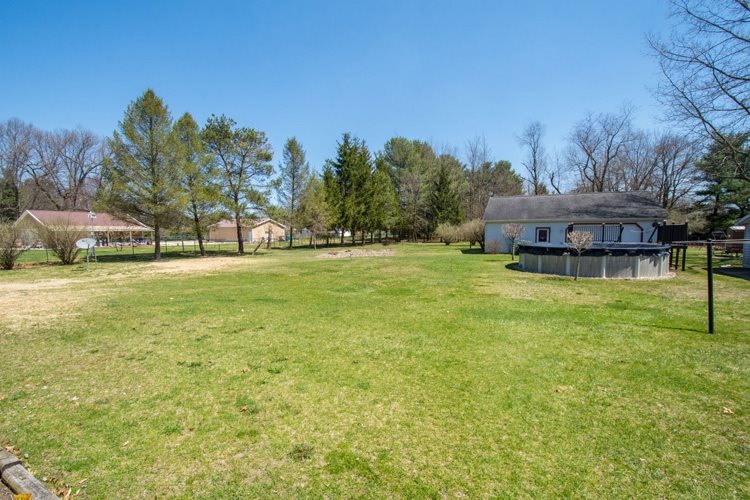 58330 Pear Road South Bend, IN 46619 - Photo 31 of 36 Gallery Image 31
