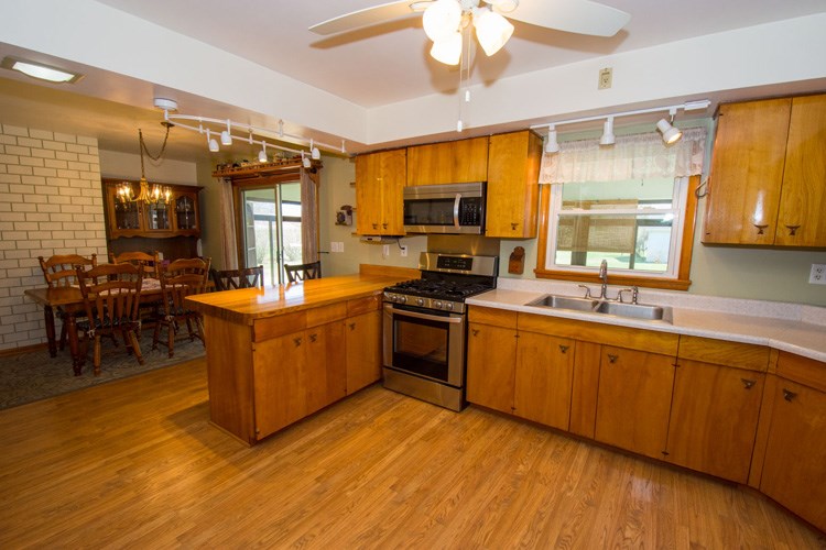 58330 Pear Road South Bend, IN 46619 - Photo 6 of 36 Gallery Image 6