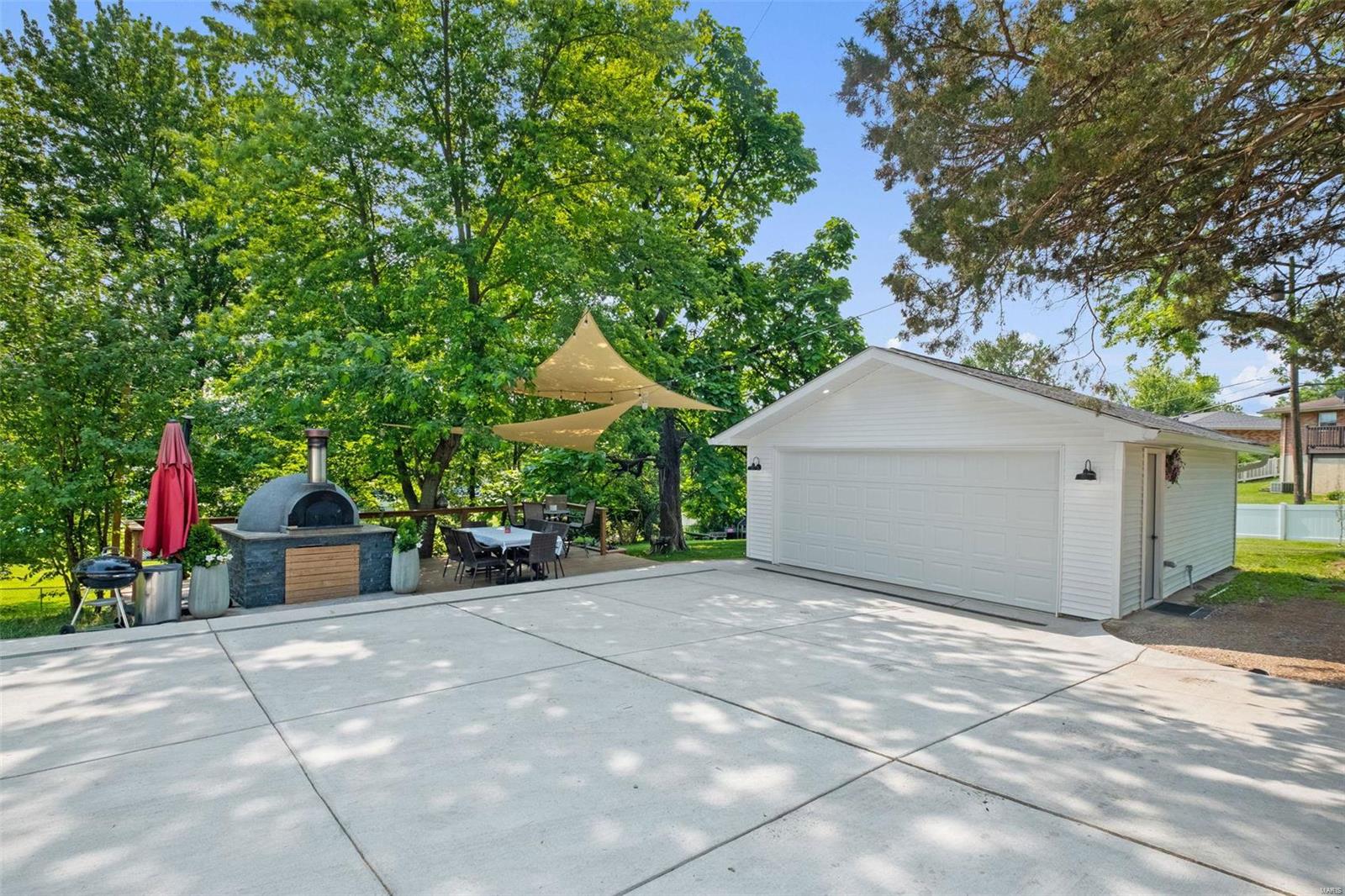 9808 Tesson Ferry Road St. Louis, MO 63123 - Photo 25 of 36