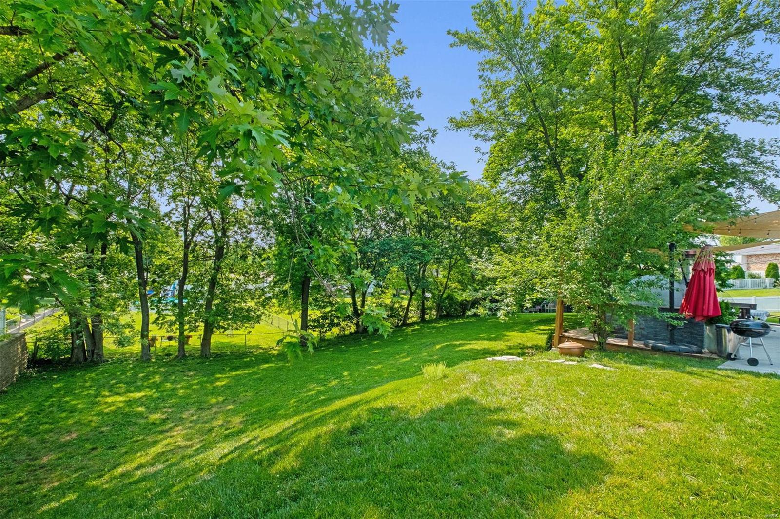 9808 Tesson Ferry Road St. Louis, MO 63123 - Photo 30 of 36