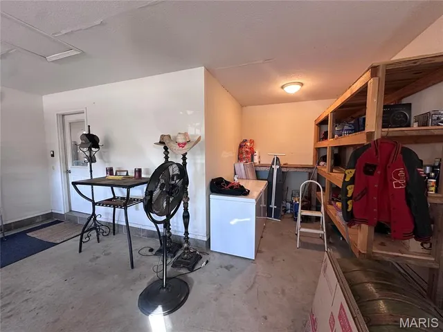 $185,000 | 220 Sharp Avenue, Sikeston, MO 63801