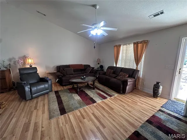 $185,000 | 220 Sharp Avenue, Sikeston, MO 63801