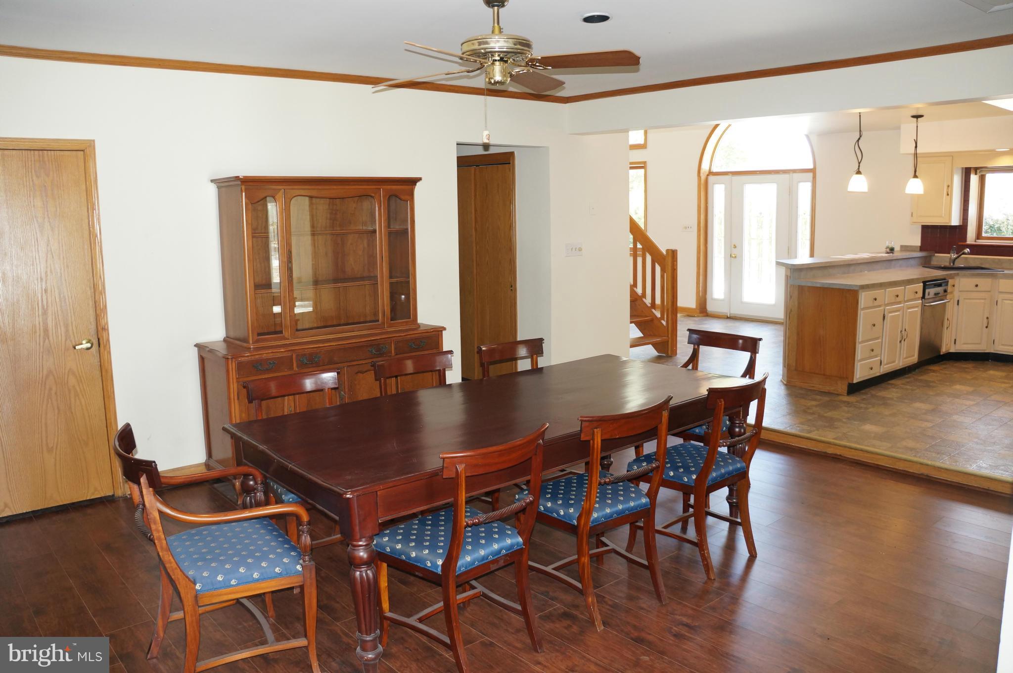 2014 Poplar Ridge Road Pasadena, MD 21122 - Photo 5 of 30 Dining Room