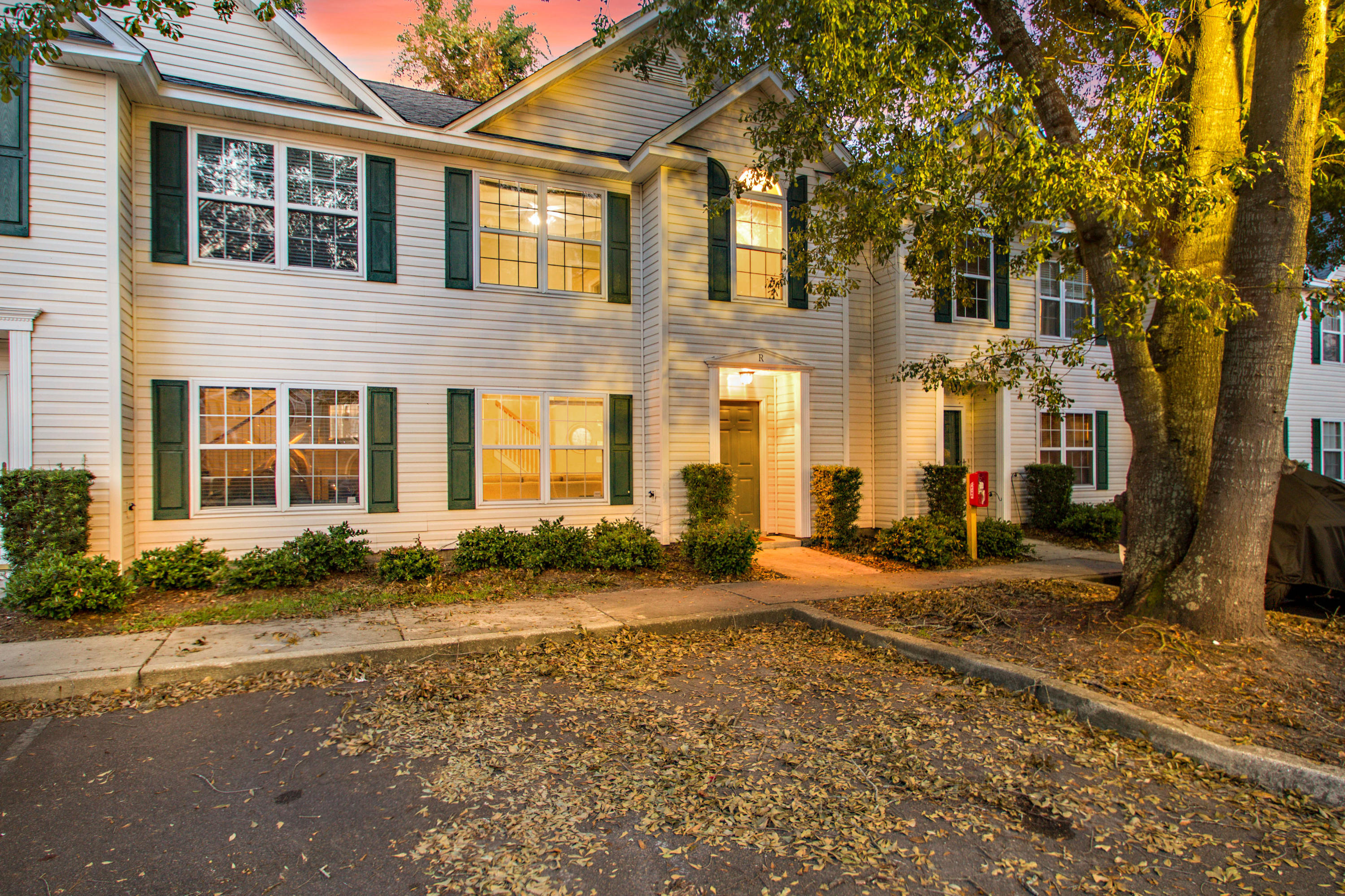 1545 Ashley River Road, Unit 2R Charleston, SC 29407 - Photo 4 of 33 GPS VISUALS RE PHOTOGRAPHY 4