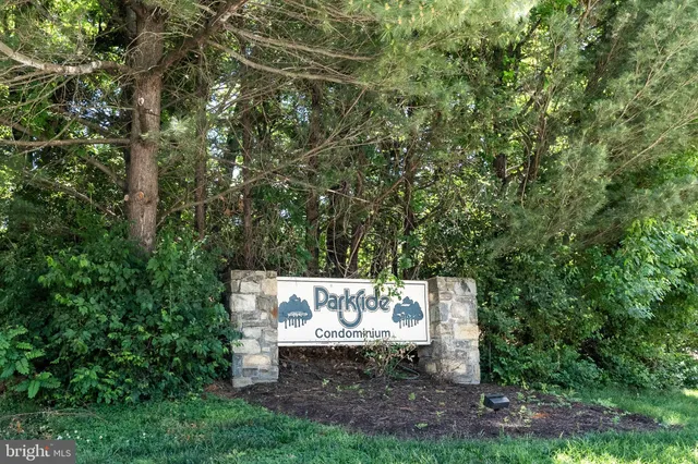 $1,800 | 10500 Montrose Avenue, Unit M4, Rockville, MD 20852