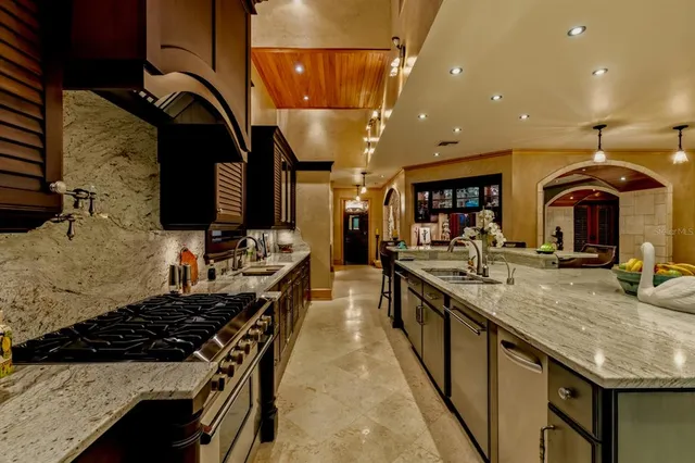 $10,895,000 | 1000 East Railroad Avenue, Boca Grande, FL 33921