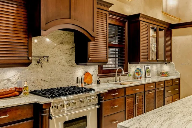 $10,895,000 | 1000 East Railroad Avenue, Boca Grande, FL 33921