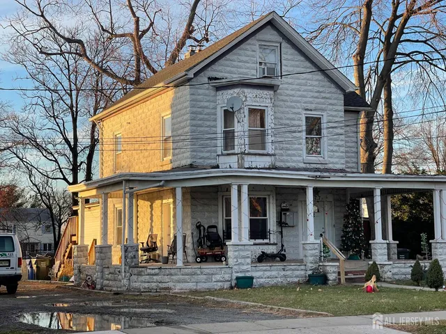 $1,775 | 577 Rahway Avenue, Woodbridge, NJ 07095