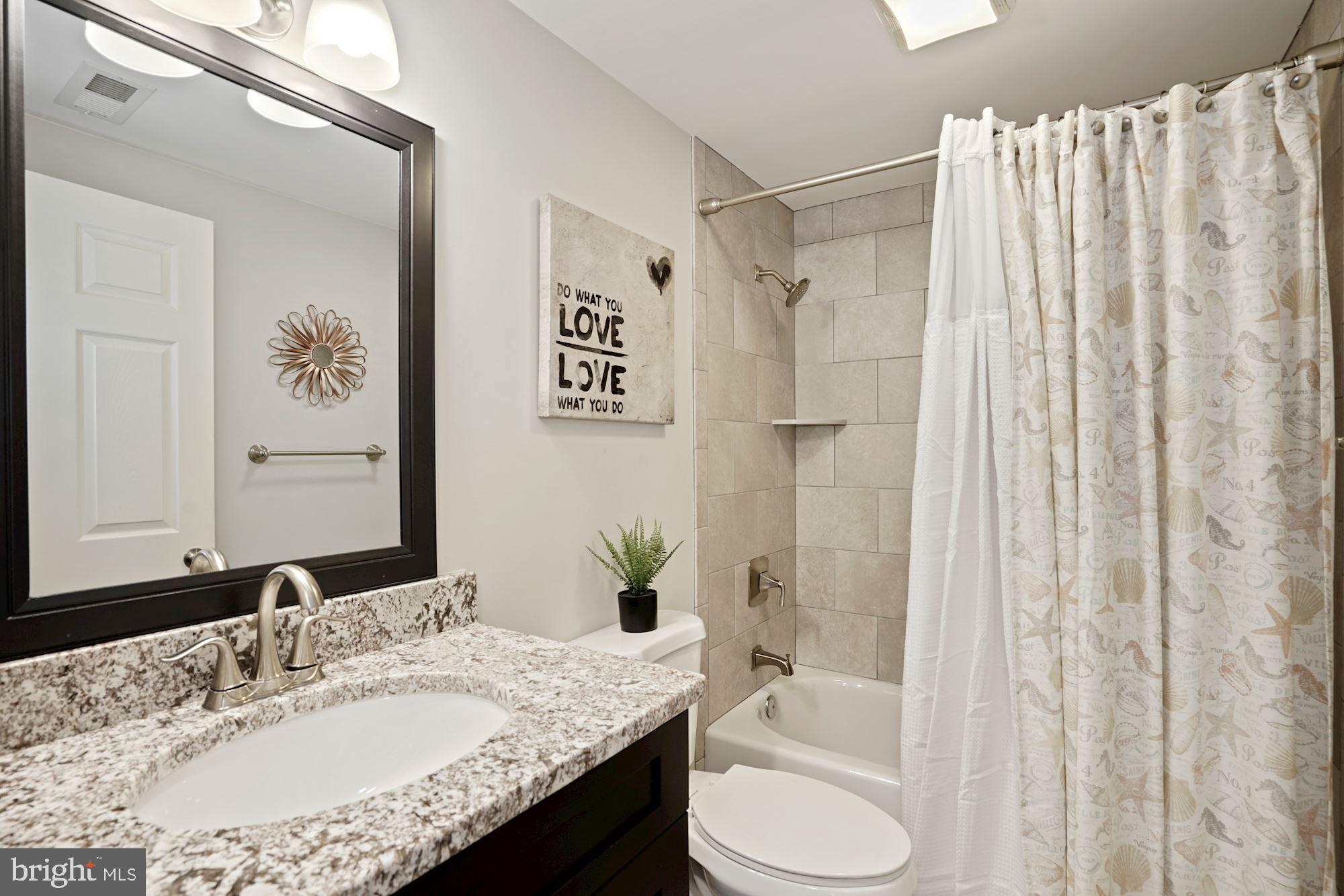 2809 Bolling Road Falls Church, VA 22042 - Photo 16 of 39 Main Level Full Bath