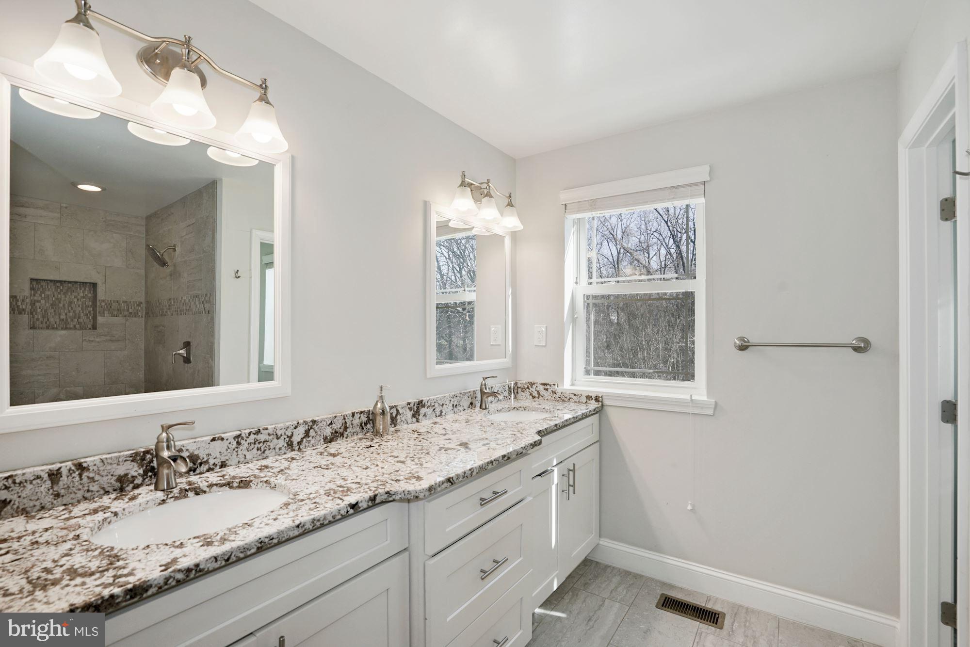 2809 Bolling Road Falls Church, VA 22042 - Photo 19 of 39 Master Bath En Suite