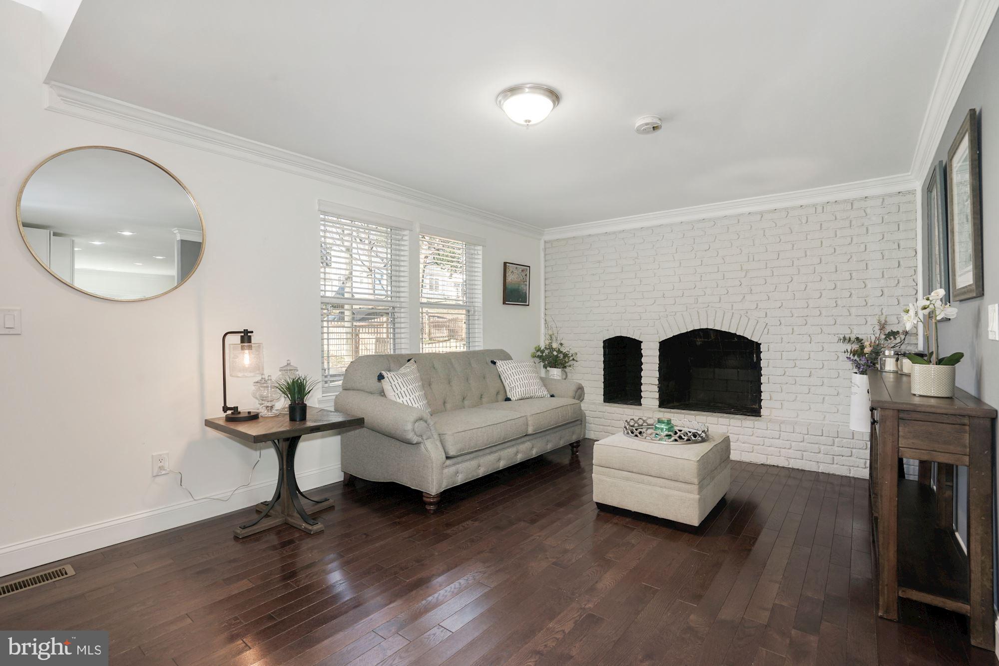 2809 Bolling Road Falls Church, VA 22042 - Photo 5 of 39 Fire Place