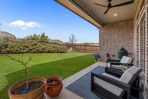 $539,000 | 10524 Oates Branch Lane, Fort Worth, TX 76126