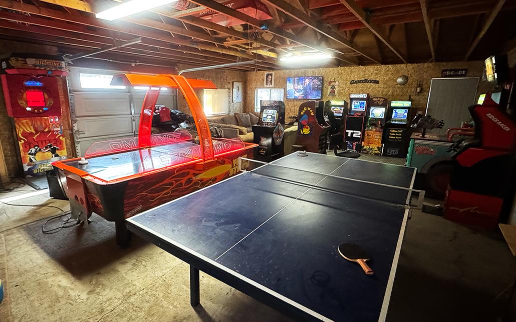 6330 Caldor Road Somerset, CA 95684 - Photo 24 of 30 a room with gym equipment