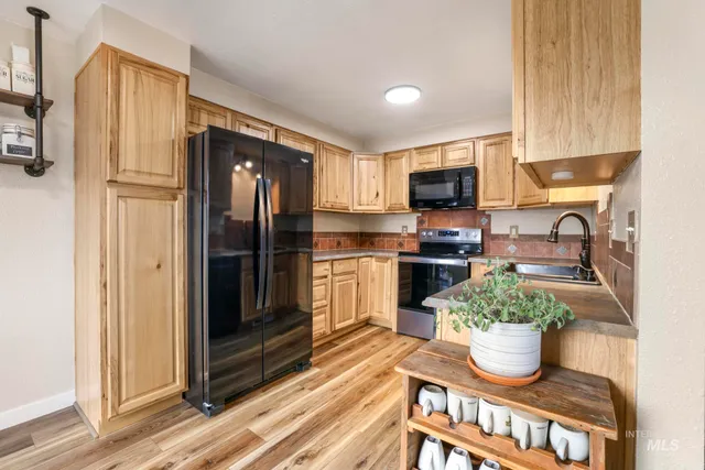 $369,000 | 1160 South Haskett Street, Mountain Home, ID 83647