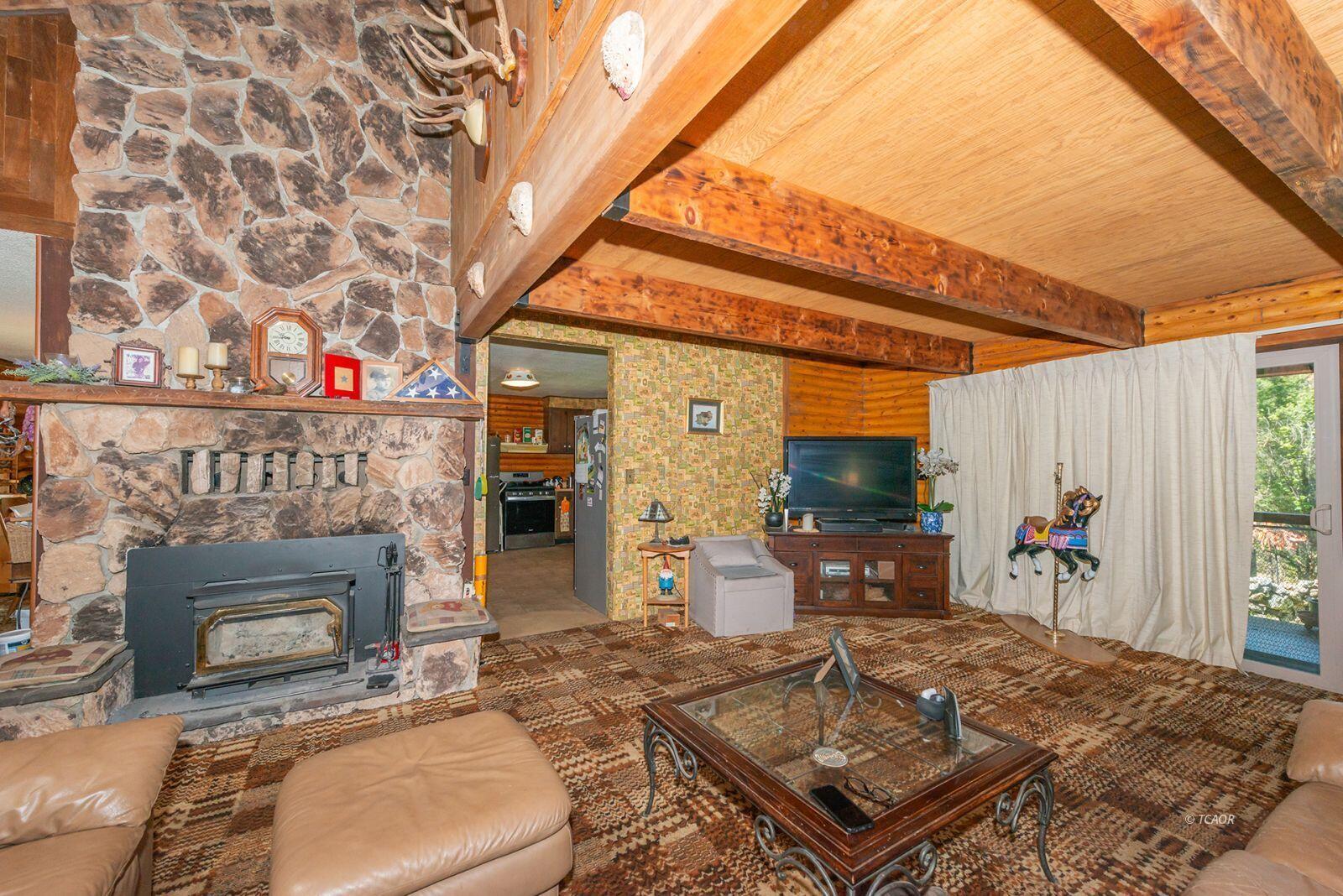 1004 Friedrich Road Burnt Ranch, CA 95527 - Photo 8 of 49 08_2097384_lg