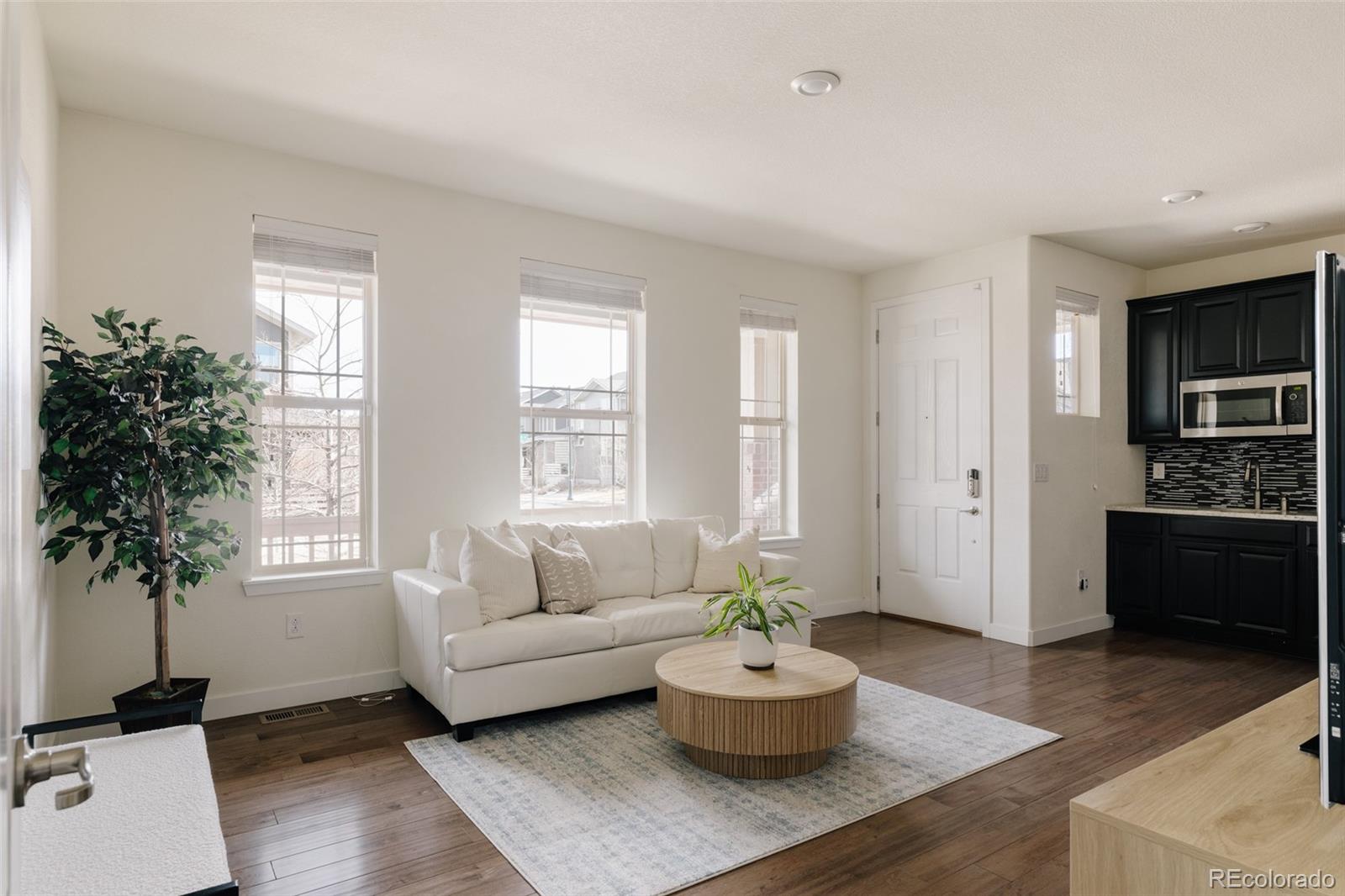 6059 Boston Street Denver, CO 80238 - Photo 11 of 50