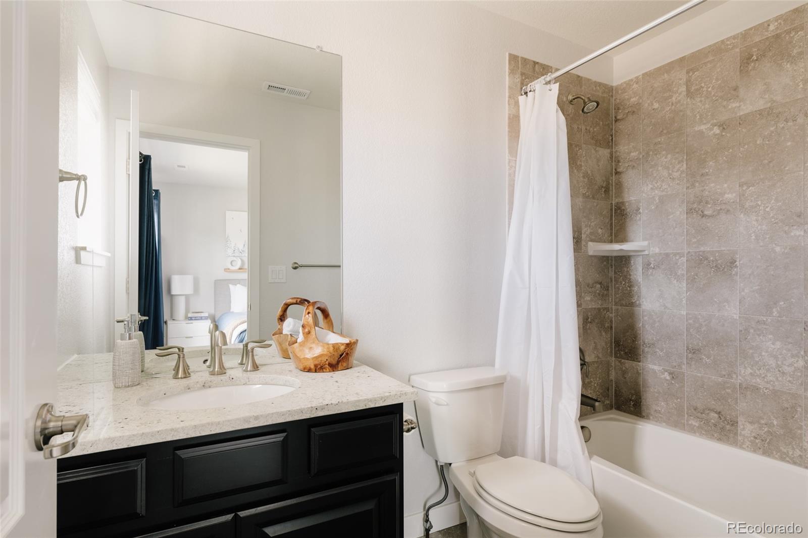 6059 Boston Street Denver, CO 80238 - Photo 19 of 50