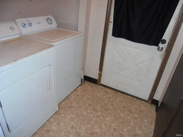 $1,200 | 1709 Tecumseh Street, Fort Wayne, IN 46805