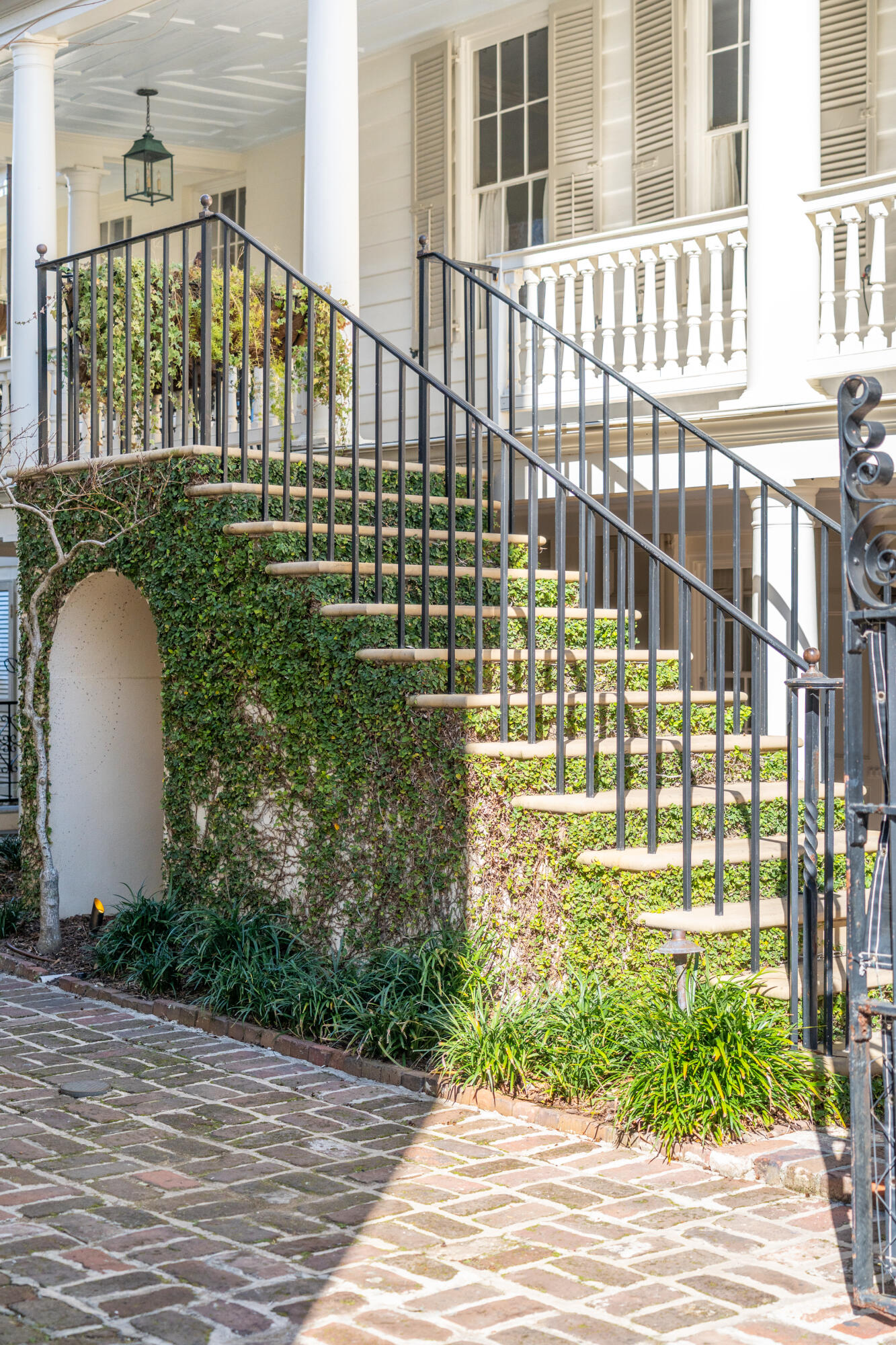 11 Church Street Charleston, SC 29401 - Photo 4 of 82 4