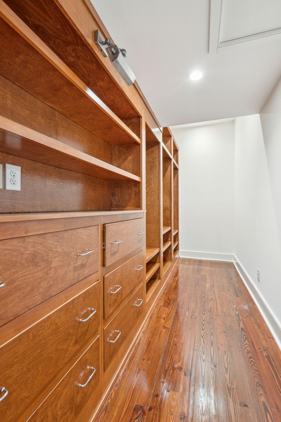 11 Church Street Charleston, SC 29401 - Photo 46 of 82 46