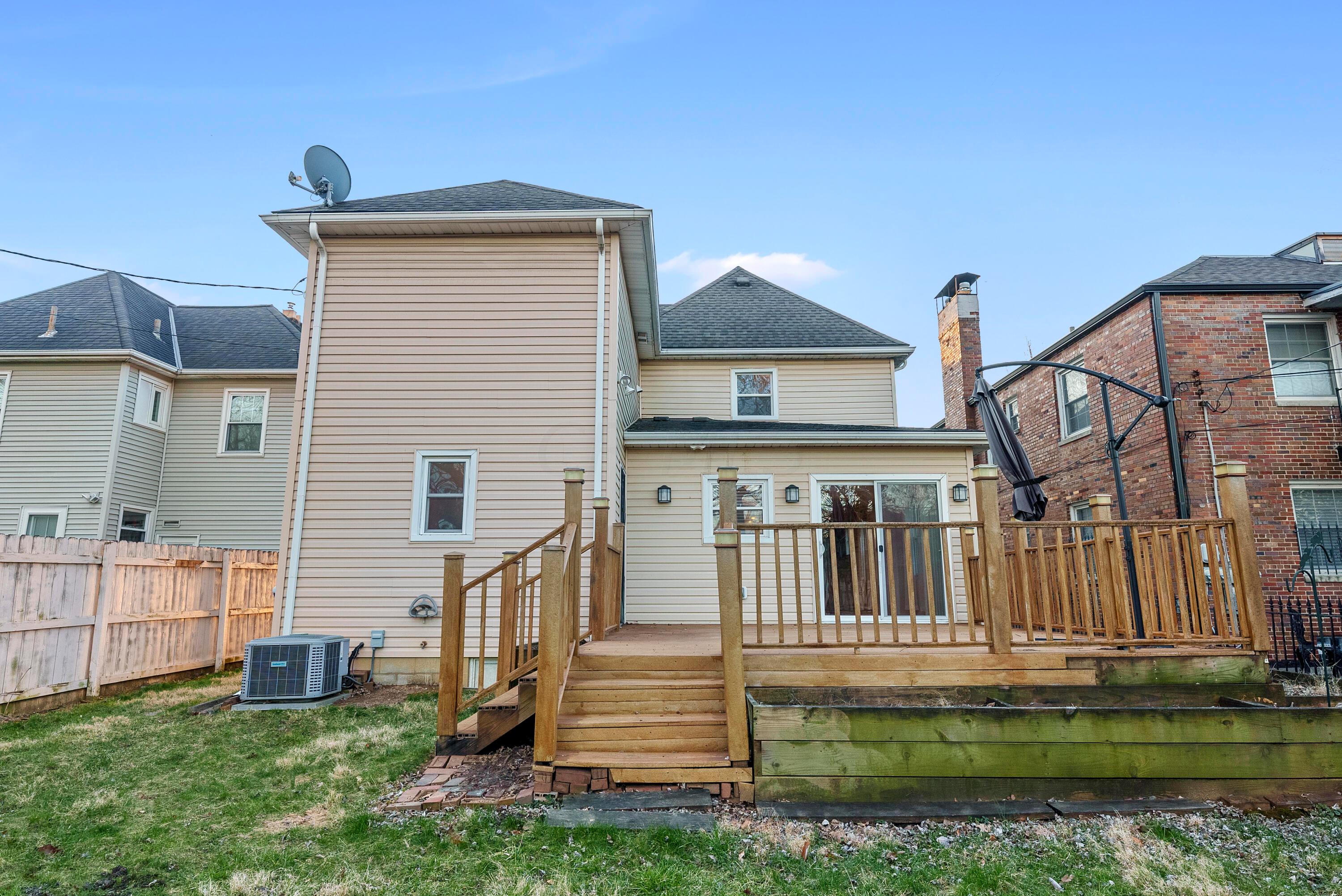 1420 Meadow Road Columbus, OH 43212 - Photo 30 of 32 DSC03944