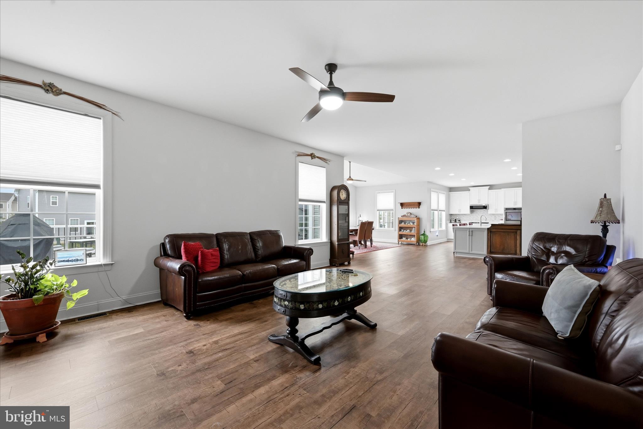 108 Reedville Court Stephens City, VA 22655 - Photo 17 of 82 Living Room