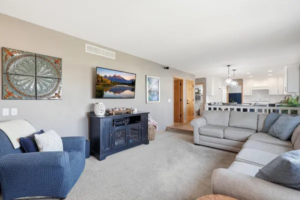 $575,000 | 14125 Crocus Way, Rosemount, MN 55068