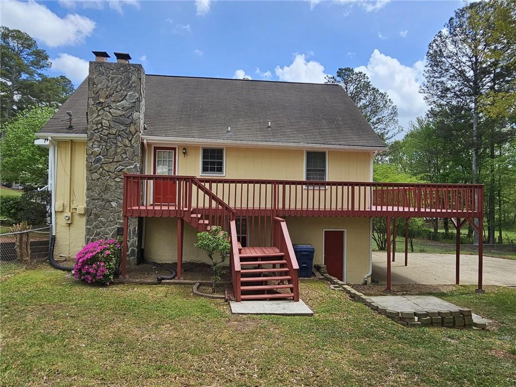 846 Idlewood Road Winder, GA 30680 - Photo 2 of 27 a view of a house with a yard