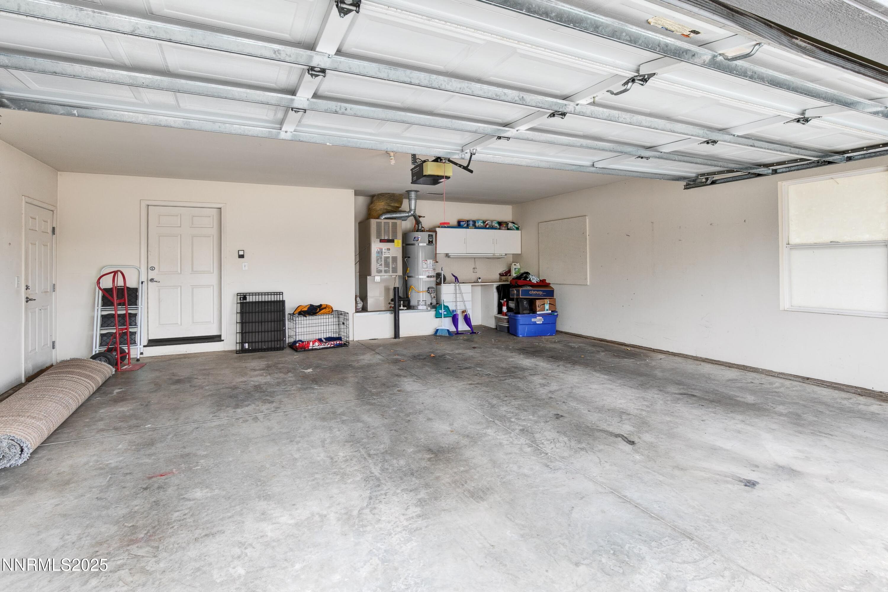 714 Noel Lane Fallon, NV 89406 - Photo 18 of 21 a view of garage