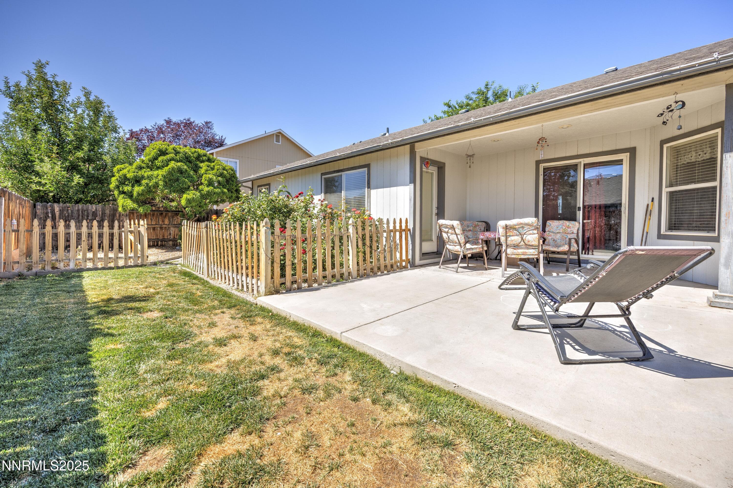 714 Noel Lane Fallon, NV 89406 - Photo 21 of 21 a view of a house with backyard and sitting area