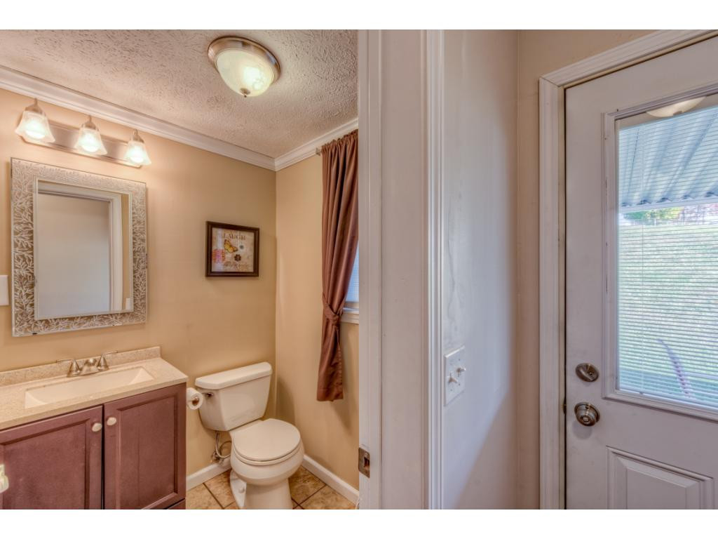 135 Freedom Road Bristol, VA 24201 - Photo 13 of 24 Photo 13