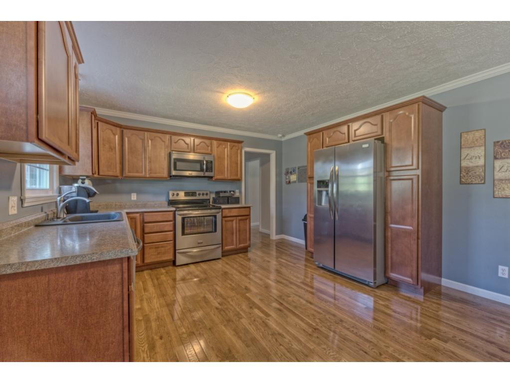 135 Freedom Road Bristol, VA 24201 - Photo 9 of 24 Photo 9