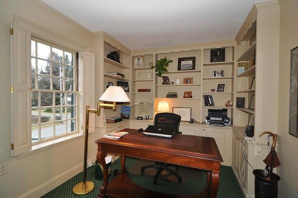 35 Clovelly Road Wellesley, MA 02481 - Photo 15 of 21 Gallery Image 15