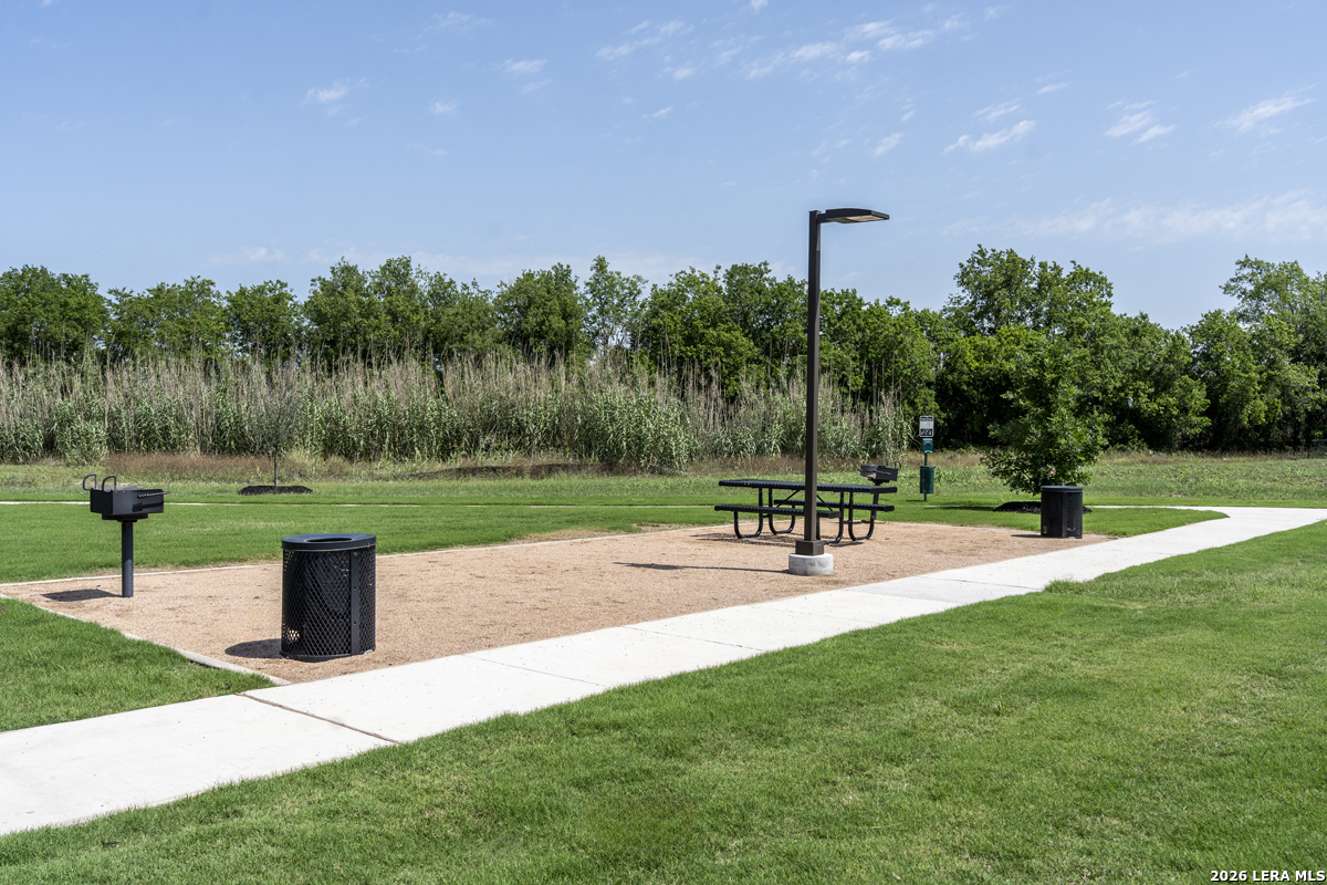 448 Horizon Pointe Seguin, TX 78155 - Photo 4 of 7