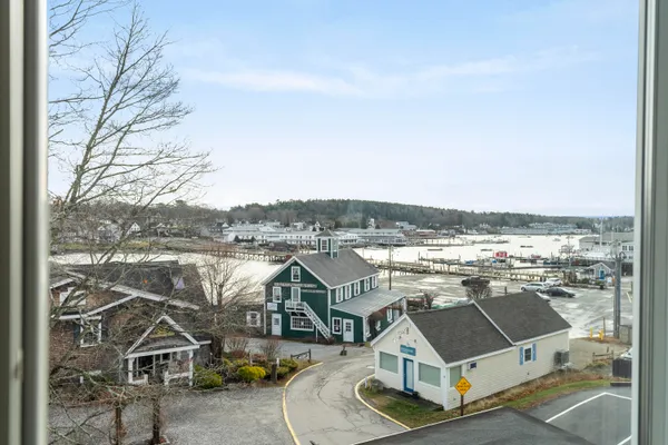 $1,475,000 | 37 Townsend Avenue, Boothbay Harbor, ME 04538