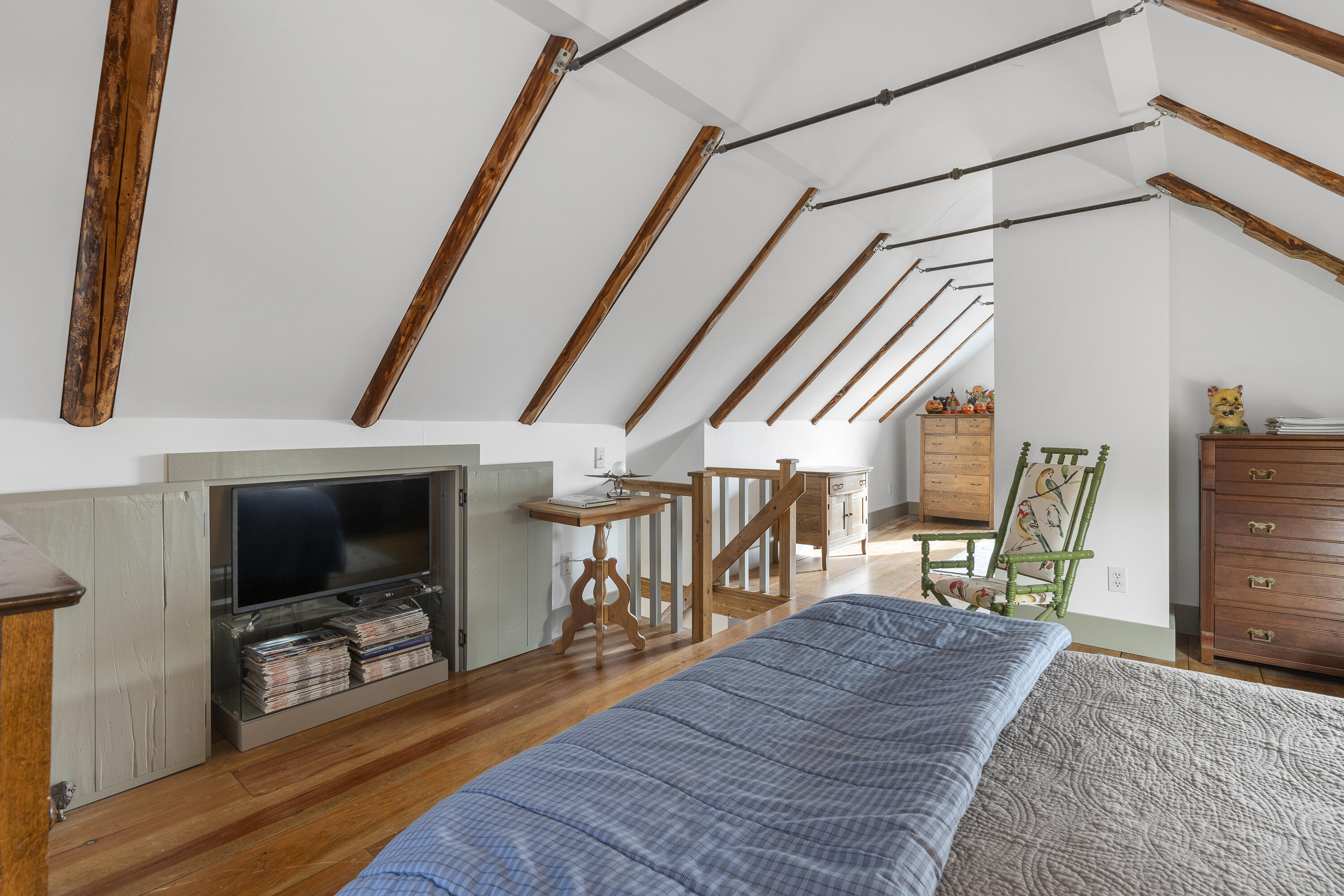 37 Townsend Avenue Boothbay Harbor, ME 04538 - Photo 30 of 51 3rd floor bdroom 1