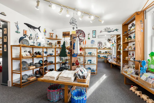 $1,475,000 | 37 Townsend Avenue, Boothbay Harbor, ME 04538